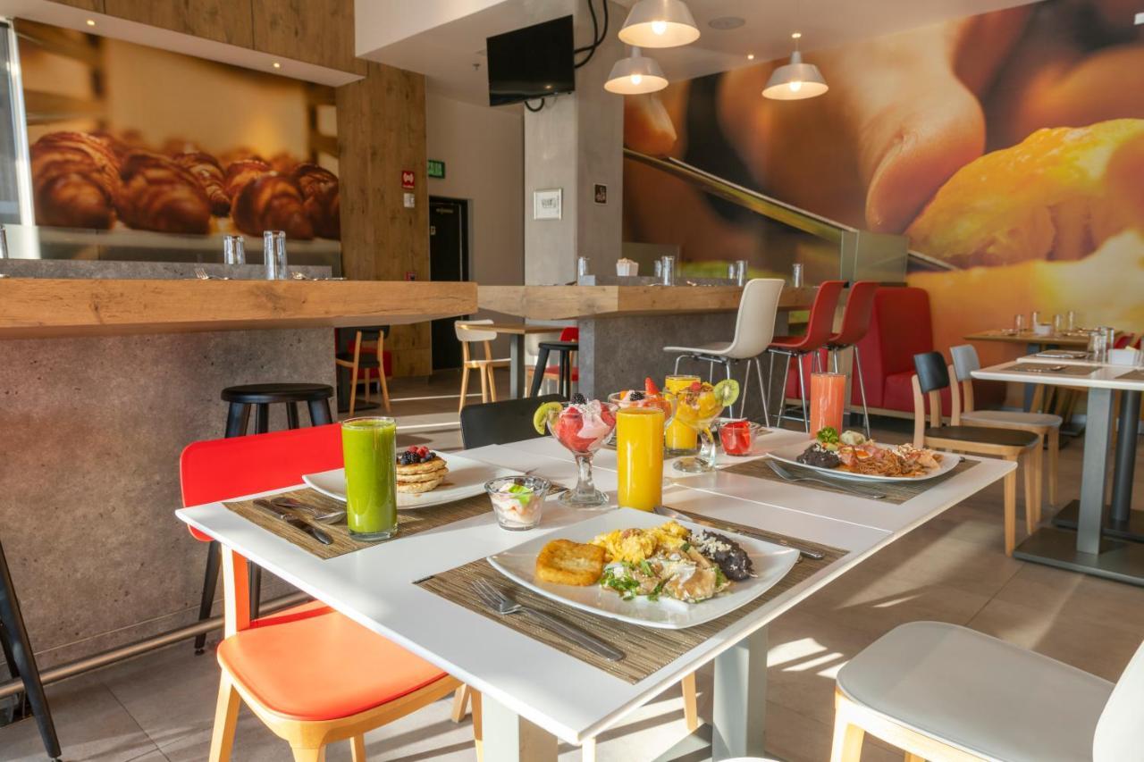 Ibis Queretaro Hotell Exteriör bild