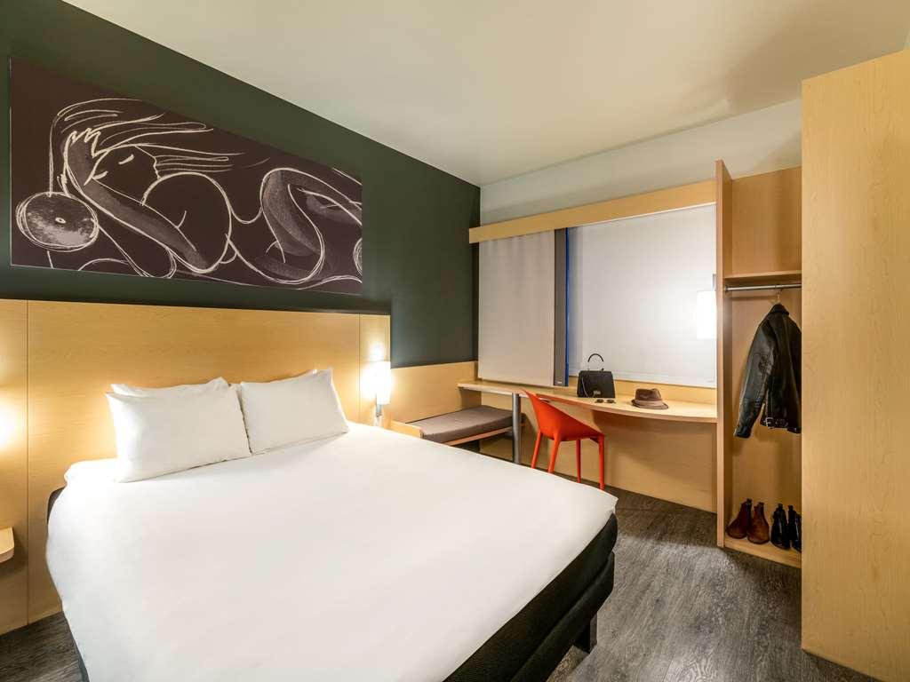 Ibis Queretaro Hotell Rum bild